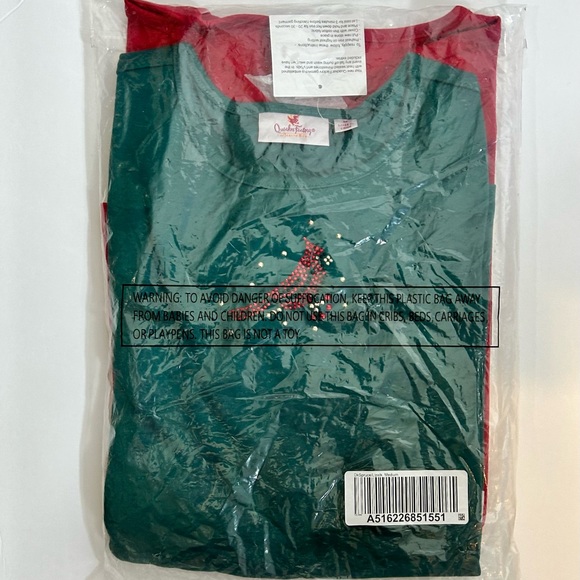 NEW 2 Pk Of Quacker Factory Holiday Twinkle Shirts- medium - Picture 2 of 8